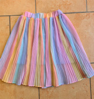 KRÁSNÁ SUKÝNKA, VEL. 110